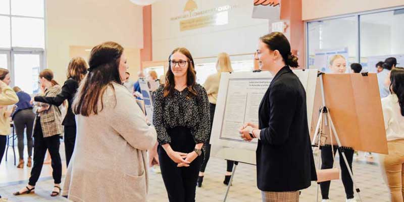 Research Fair Students Presenting Project